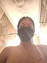 Risky-Workouts webcam model stream image