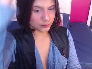 tiny-whore18 webcam model stream image