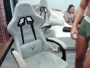 sunny1girl webcam model stream image
