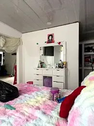 Marianahb-e webcam model stream image