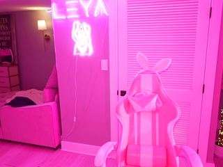 katt-leya webcam model stream image