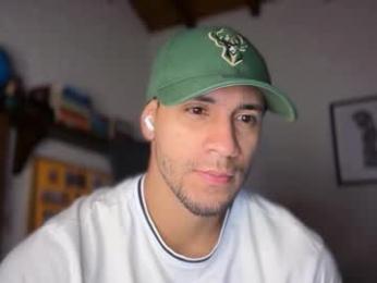 larry_jones webcam model stream image