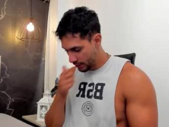 larry_jones webcam model stream image