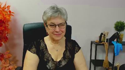 femmeIRIS webcam model stream image