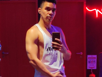 AlexRedfield webcam model stream image