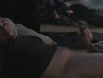 YoBlezz webcam model stream image