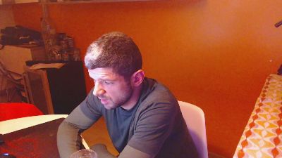 SneakerDirty webcam model stream image