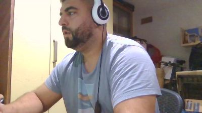 realKong webcam model stream image