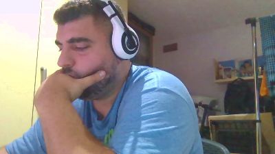 realKong webcam model stream image