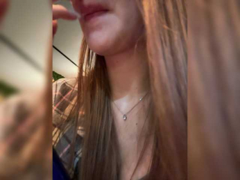 Milkaff- webcam model stream image