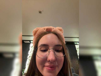 Milkaff- webcam model stream image