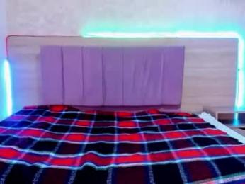 avictoria_and_andrescm webcam model stream image