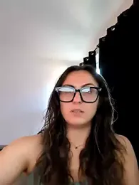 alwayswettt webcam model stream image