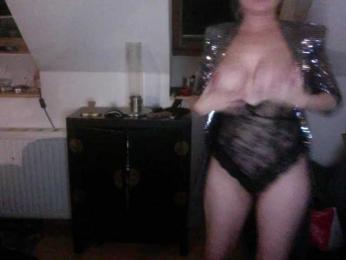 erikaboom66 webcam model stream image