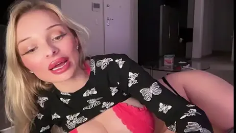 HannaXLove webcam model stream image