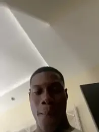 labishyoung25 webcam model stream image