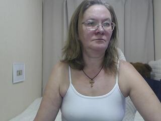 Holly Cums webcam model stream image