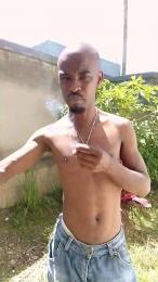 boyyoung4 webcam cam4 model stream image