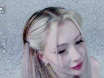 Lilalli webcam model stream image