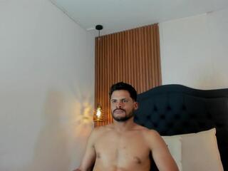 Hamilton Smiith webcam model stream image