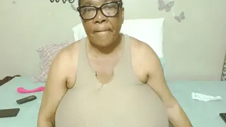 DairyQueen2 webcam model stream image