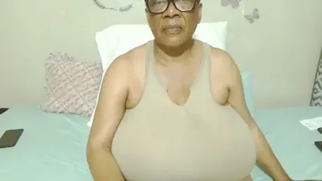 DairyQueen2 webcam model stream image