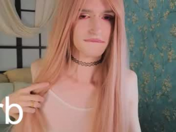 kira_long webcam model stream image