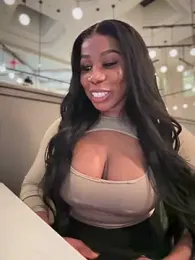Belle___ webcam model stream image
