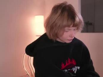 misska__ webcam model stream image