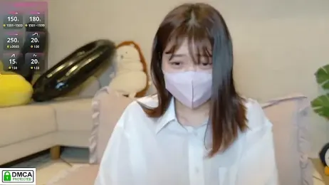 SUZU_ webcam stripchat model stream image