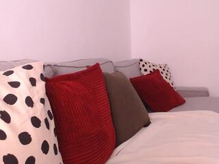 Ximena Queen webcam model stream image