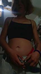 piccolaqueen webcam model stream image