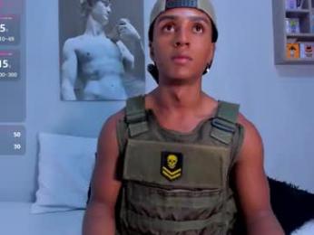 magnusking_ webcam model stream image