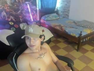 dave-beckers webcam model stream image