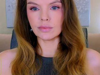 Audreyy webcam model stream image