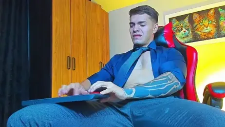 ALPHA_DOMINUS_ webcam model stream image