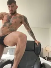 DimitriSullivan_ webcam model stream image