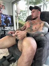 DimitriSullivan_ webcam model stream image