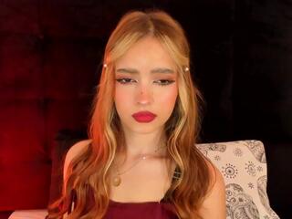 Isabelle Sttorm webcam model stream image