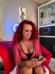 Hotmilfhamburg1 webcam model stream image
