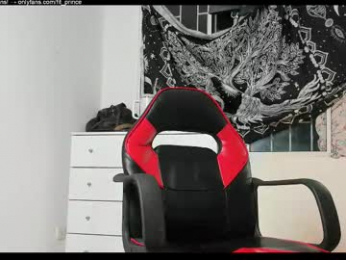 fit_prince_ webcam model stream image
