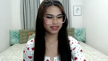 PrettyBlythes_TS webcam stripchat model stream image