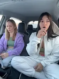 JulliaVegas webcam model stream image