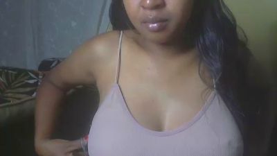 queenihot webcam model stream image