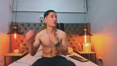 HunterHeat_ webcam model stream image