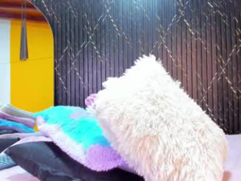 aria_millers_ webcam model stream image