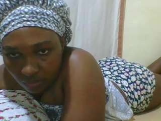 cutyleila webcam model stream image
