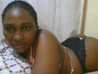 cutyleila webcam model stream image