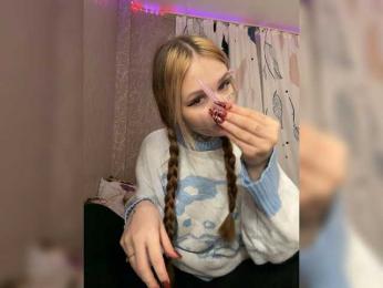 LiaaaLi webcam bongacams model stream image