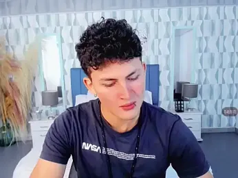 Axel_savage webcam model stream image